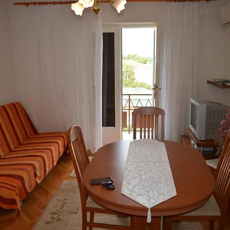 Zdenka Apartment